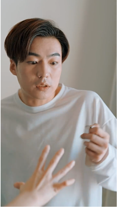 在贬值后的世界当神豪全集